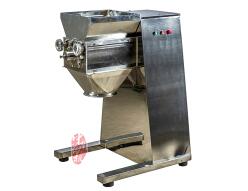 YK-160  �� �� �w �� �C